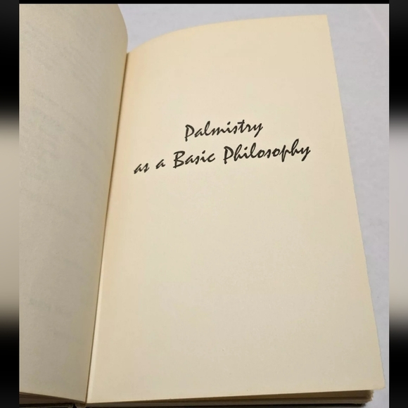 The Complete Encyclopedia of Practical Palmistry by Broekman B.C.E. w/ DJ 1972 - Picture 8 of 11